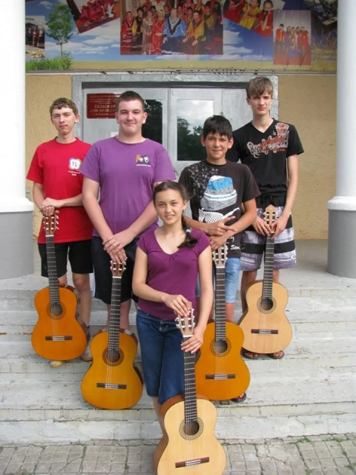Кружок классической гитары СОШ№24, руководитель Демидченко А. В.