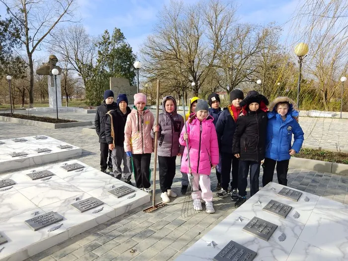 Акция Чистый памятник